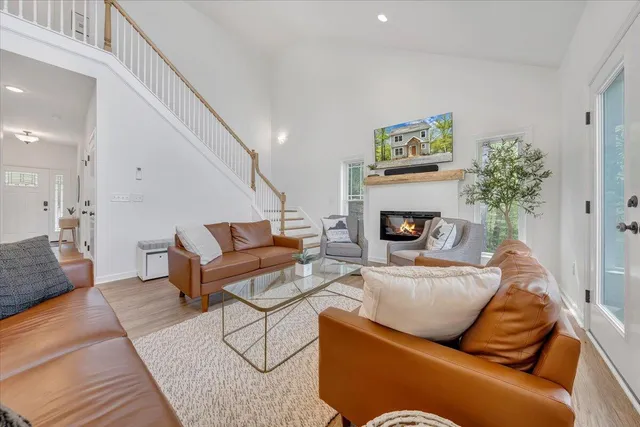 $1,325,000 | 1373 Thomason Lane, Goodview, VA 24095