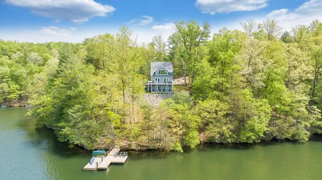 $1,325,000 | 1373 Thomason Lane, Goodview, VA 24095