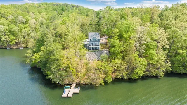 $1,325,000 | 1373 Thomason Lane, Goodview, VA 24095