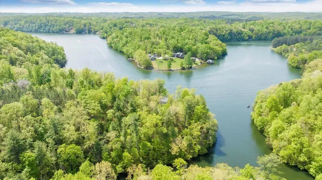 $1,325,000 | 1373 Thomason Lane, Goodview, VA 24095