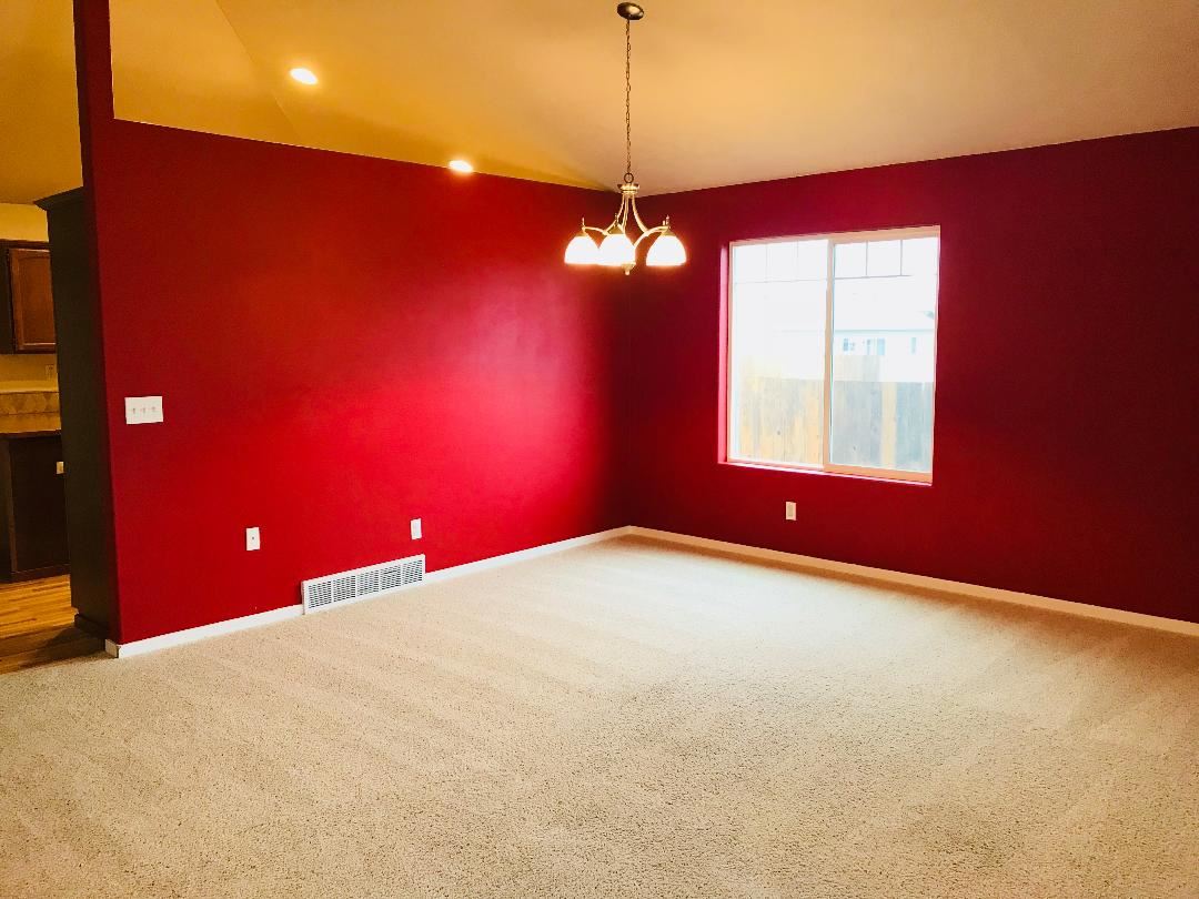 9211 North Warren Street Spokane, WA 99208 - Photo 6 of 20 Gallery Image 6