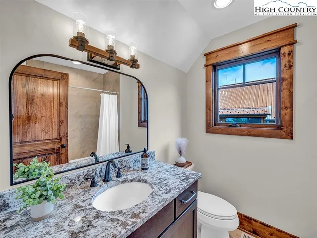 $1,924,900 | 13 Eagle Meadow Path, Banner Elk, NC 28604