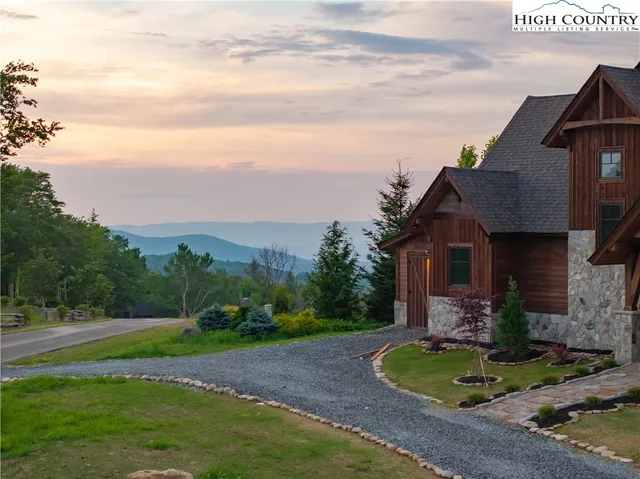 $1,924,900 | 13 Eagle Meadow Path, Banner Elk, NC 28604