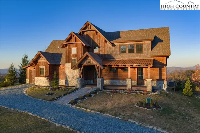 $1,924,900 | 13 Eagle Meadow Path, Banner Elk, NC 28604