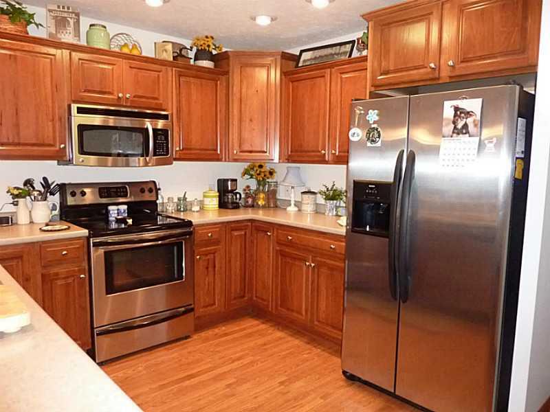 237 Maple Street Tipton, IN 46072 - Photo 11 of 21 Gallery Image 11