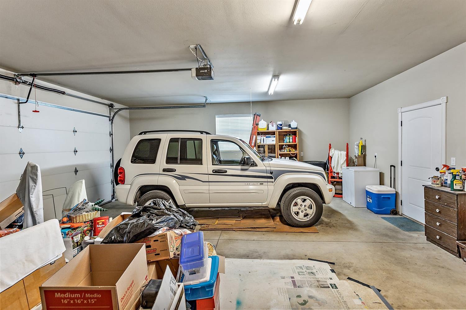 845 Riverbanks Road Grants Pass, OR 97527 - Photo 17 of 28 Finished garage interior!
