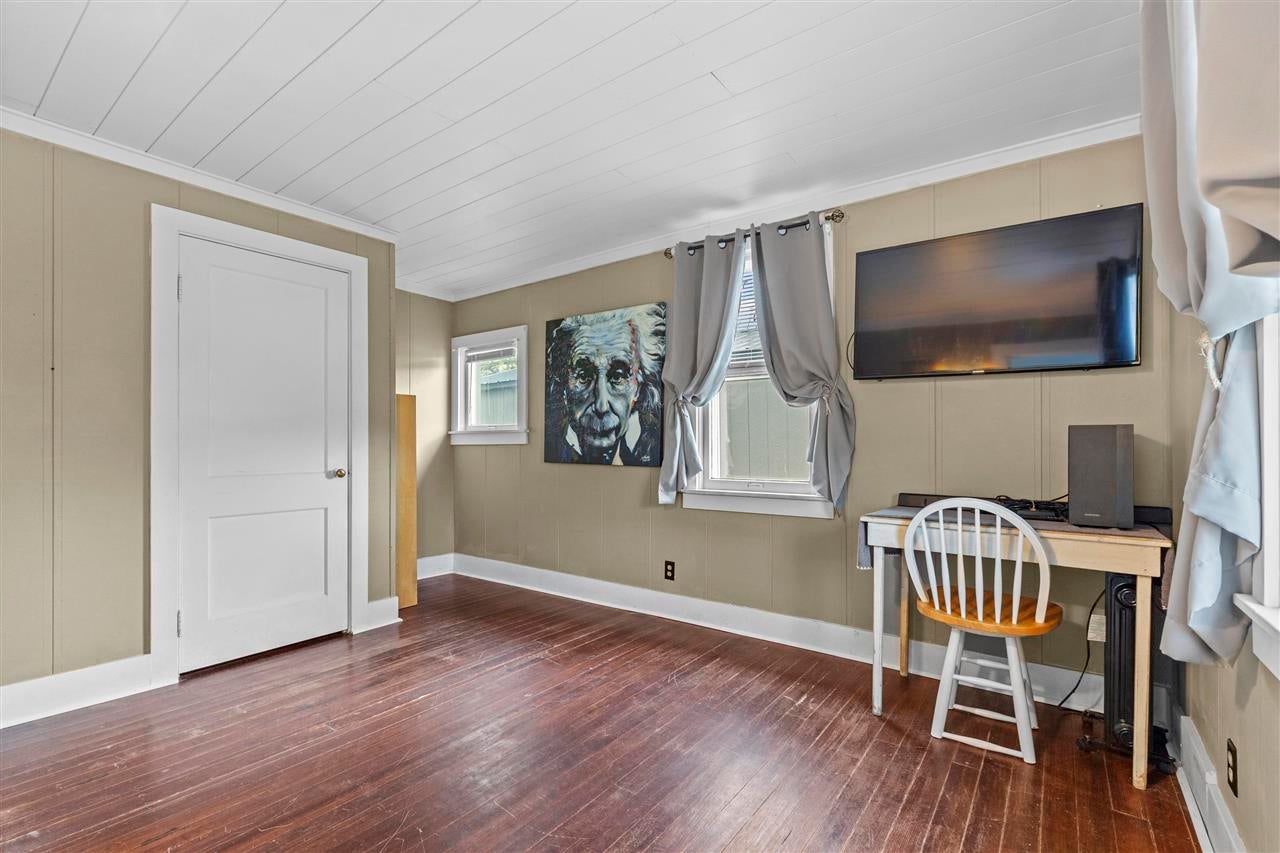 3802 Tipton Road Muscatine, IA 52761 - Photo 11 of 44 Gallery Image 11