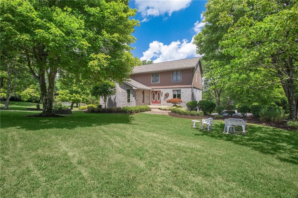 216 McKenzie Road Clinton, PA 15026 - Photo 2 of 25 Gallery Image 2