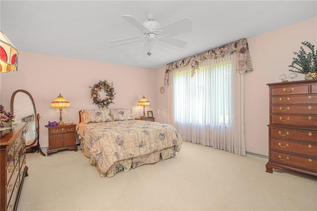 216 McKenzie Road Clinton, PA 15026 - Photo 17 of 25 Gallery Image 17