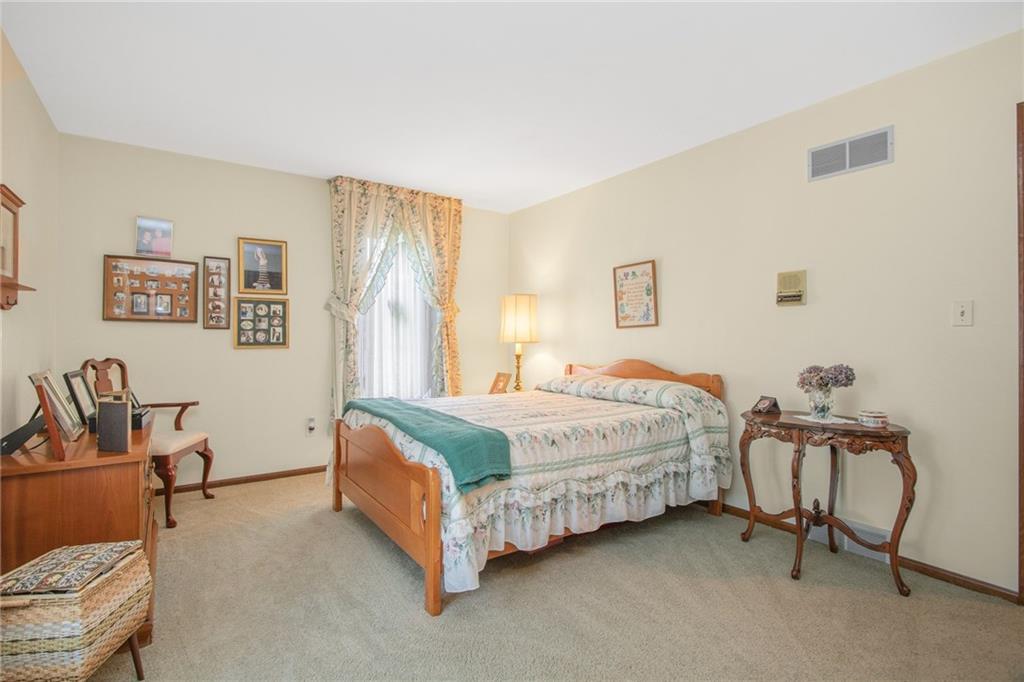 216 McKenzie Road Clinton, PA 15026 - Photo 21 of 25 Gallery Image 21