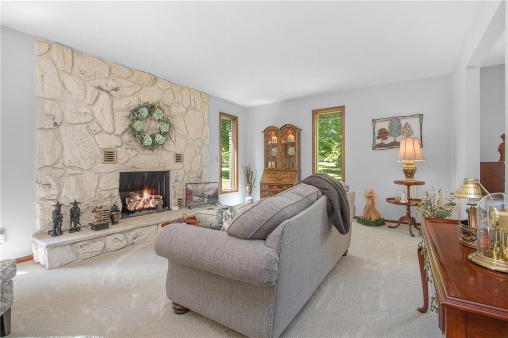 216 McKenzie Road Clinton, PA 15026 - Photo 8 of 25 Gallery Image 8