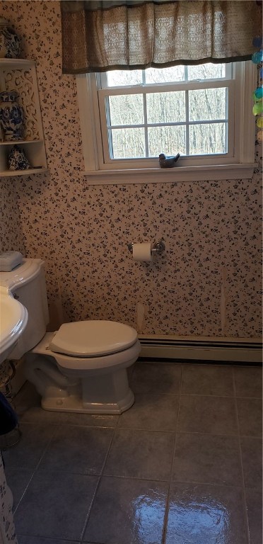 21 Killian Road Johnston, RI 02919 - Photo 3 of 12 Gallery Image 3