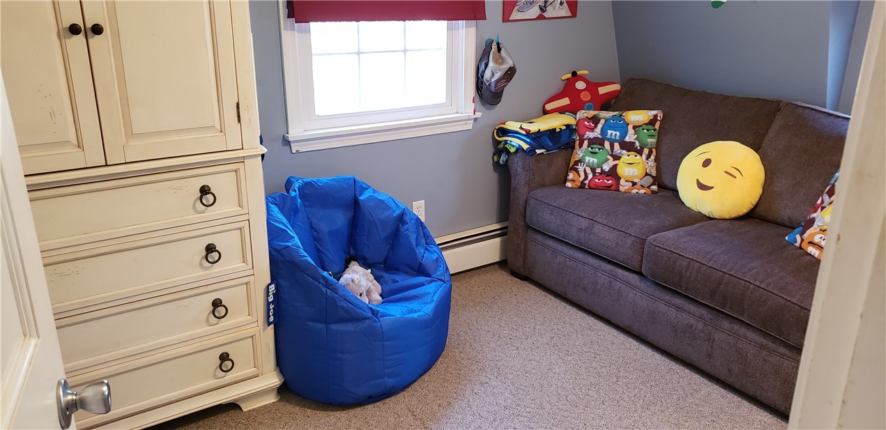 21 Killian Road Johnston, RI 02919 - Photo 8 of 12 Gallery Image 8
