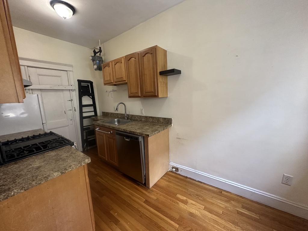 1641 Commonwealth Avenue, Unit 3 Boston, MA 02135 - Photo 8 of 11