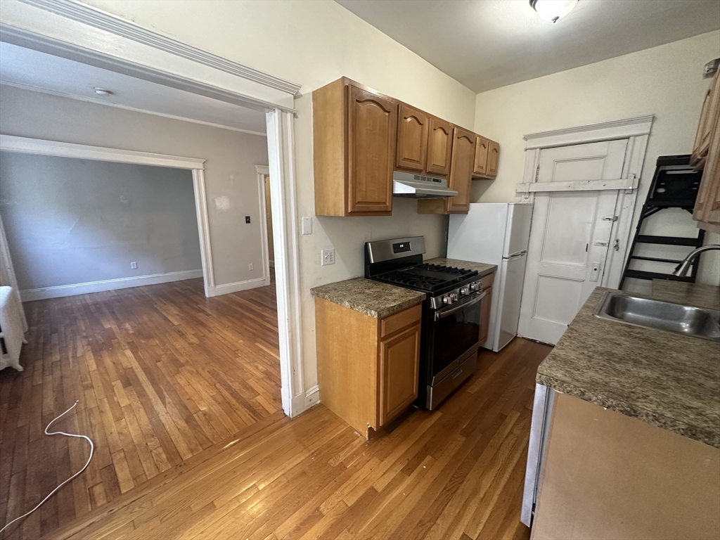 1641 Commonwealth Avenue, Unit 3 Boston, MA 02135 - Photo 9 of 11