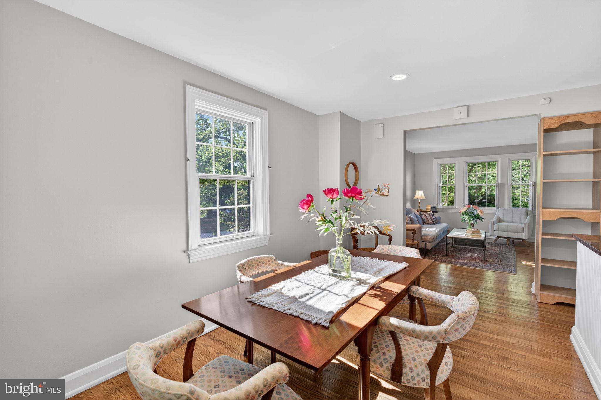 158 Hopkins Road Baltimore, MD 21212 - Photo 14 of 68 a view of a workspace with furniture and a potted plant