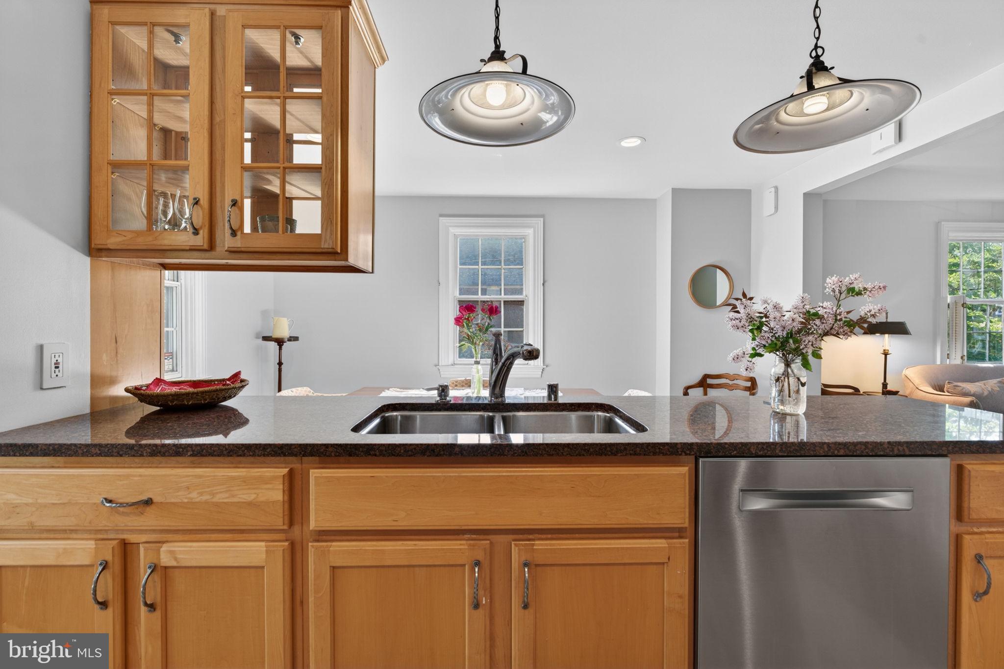 158 Hopkins Road Baltimore, MD 21212 - Photo 21 of 68 Bright and inviting kitchen space.