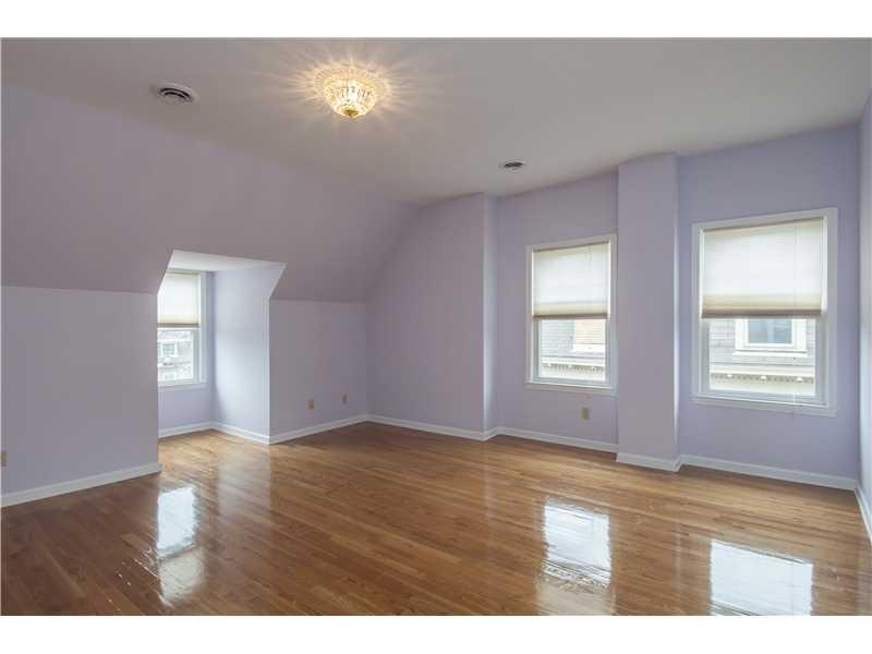 6340 Darlington Road Pittsburgh, PA 15217 - Photo 20 of 25 Bedroom.