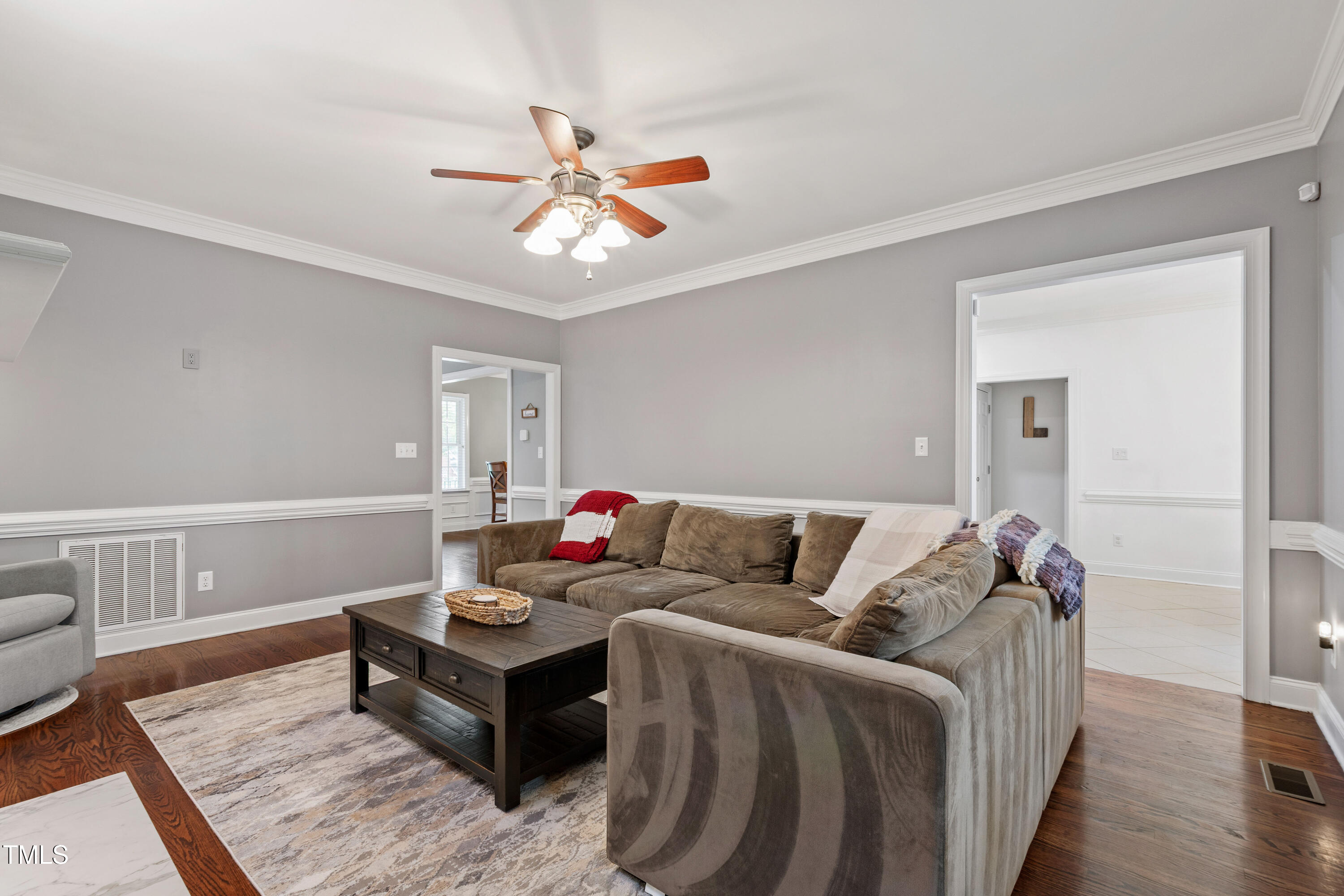 409 Broadmoor Way Clayton, NC 27520 - Photo 11 of 55 a living room with furniture