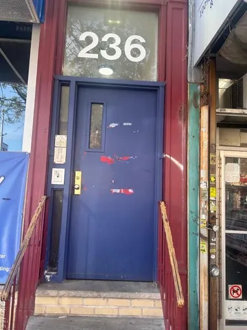 $2,000 | 236 Utica Avenue, Unit 3F | Crown Heights