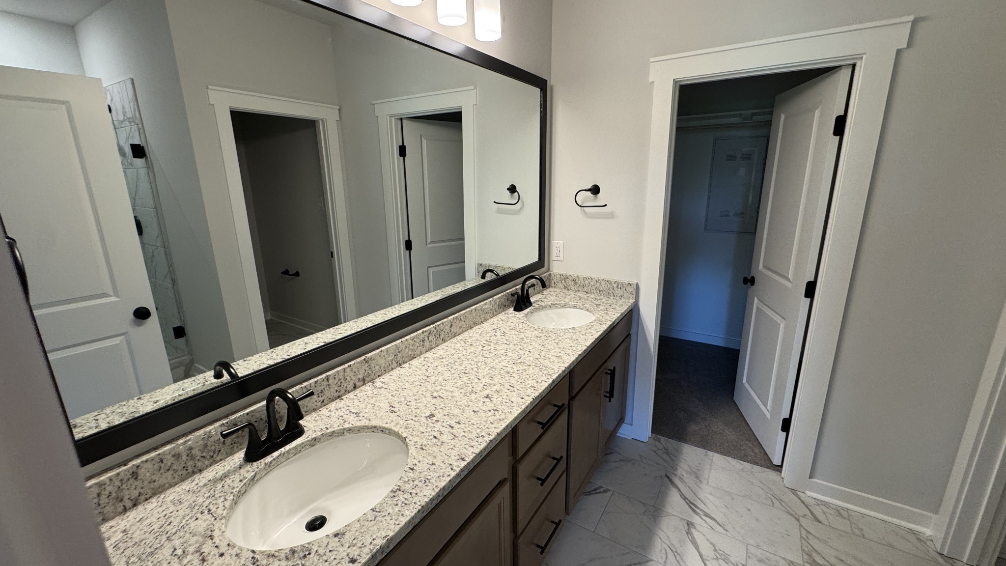 504 West Foxrun Springfield, TN 37172 - Photo 14 of 15