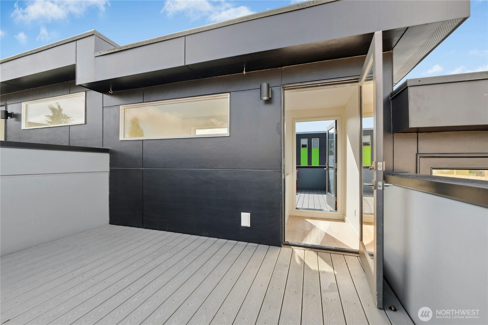 121 15th Avenue, Unit A Seattle, WA 98122 - Photo 3 of 23