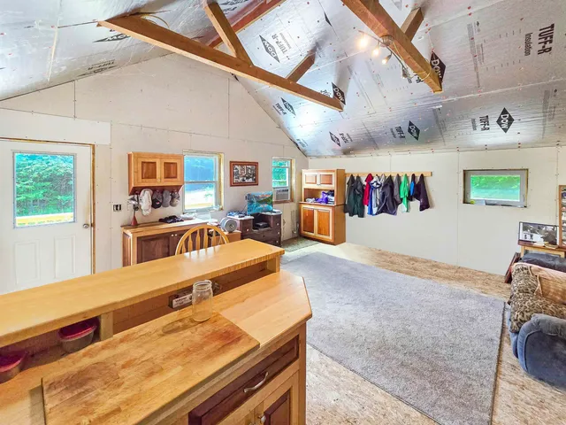 $650,000 | 2730 East Pittsford Road, Rutland Town, VT 05701