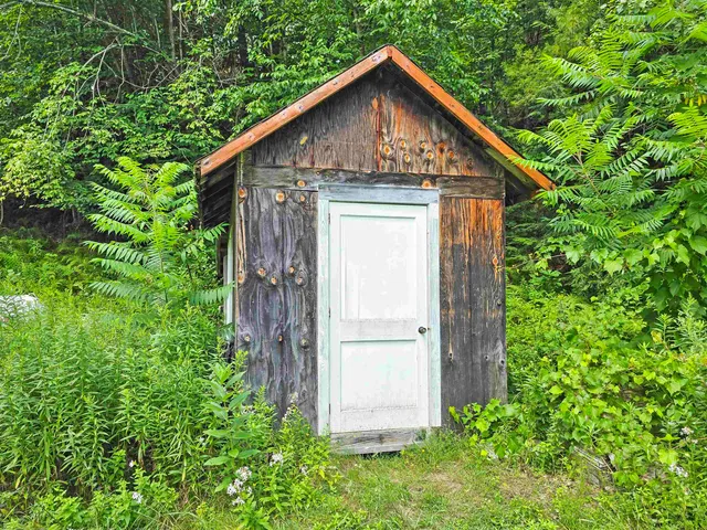 $650,000 | 2730 East Pittsford Road, Rutland Town, VT 05701