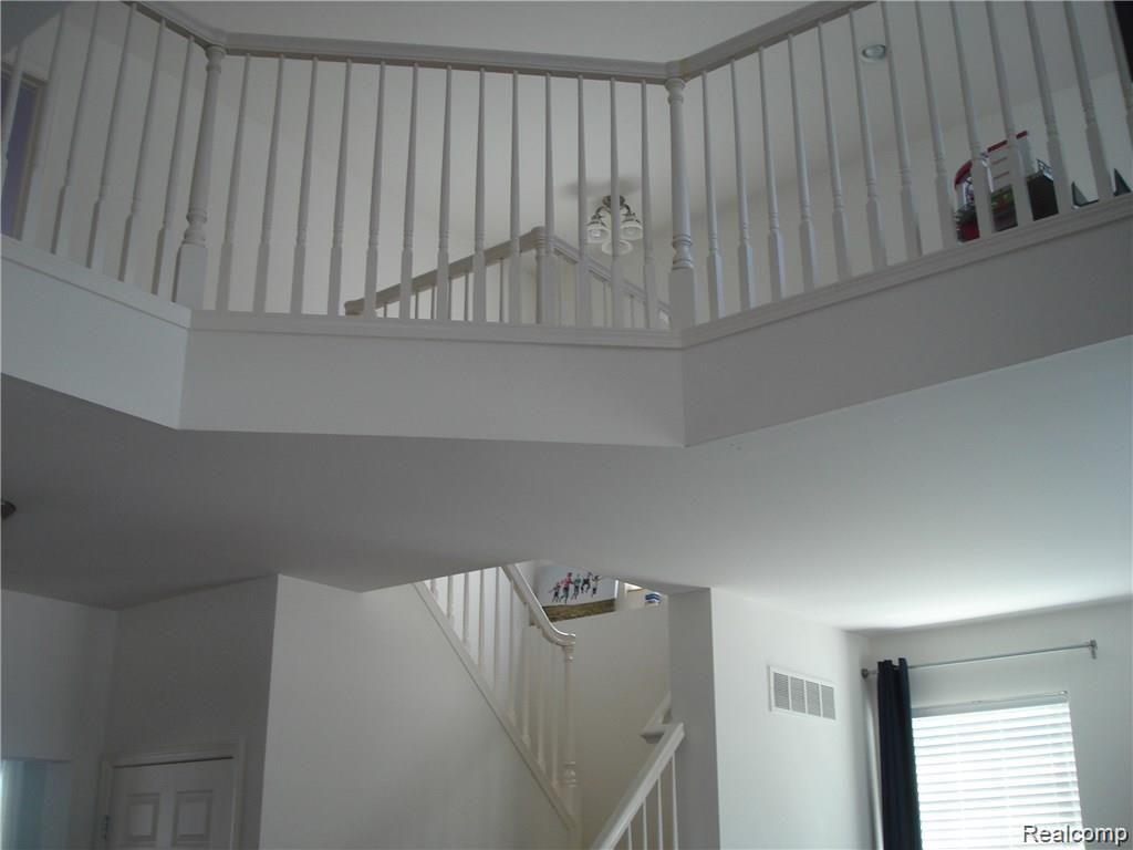 3477 Everett Drive Rochester, MI 48307 - Photo 7 of 13
