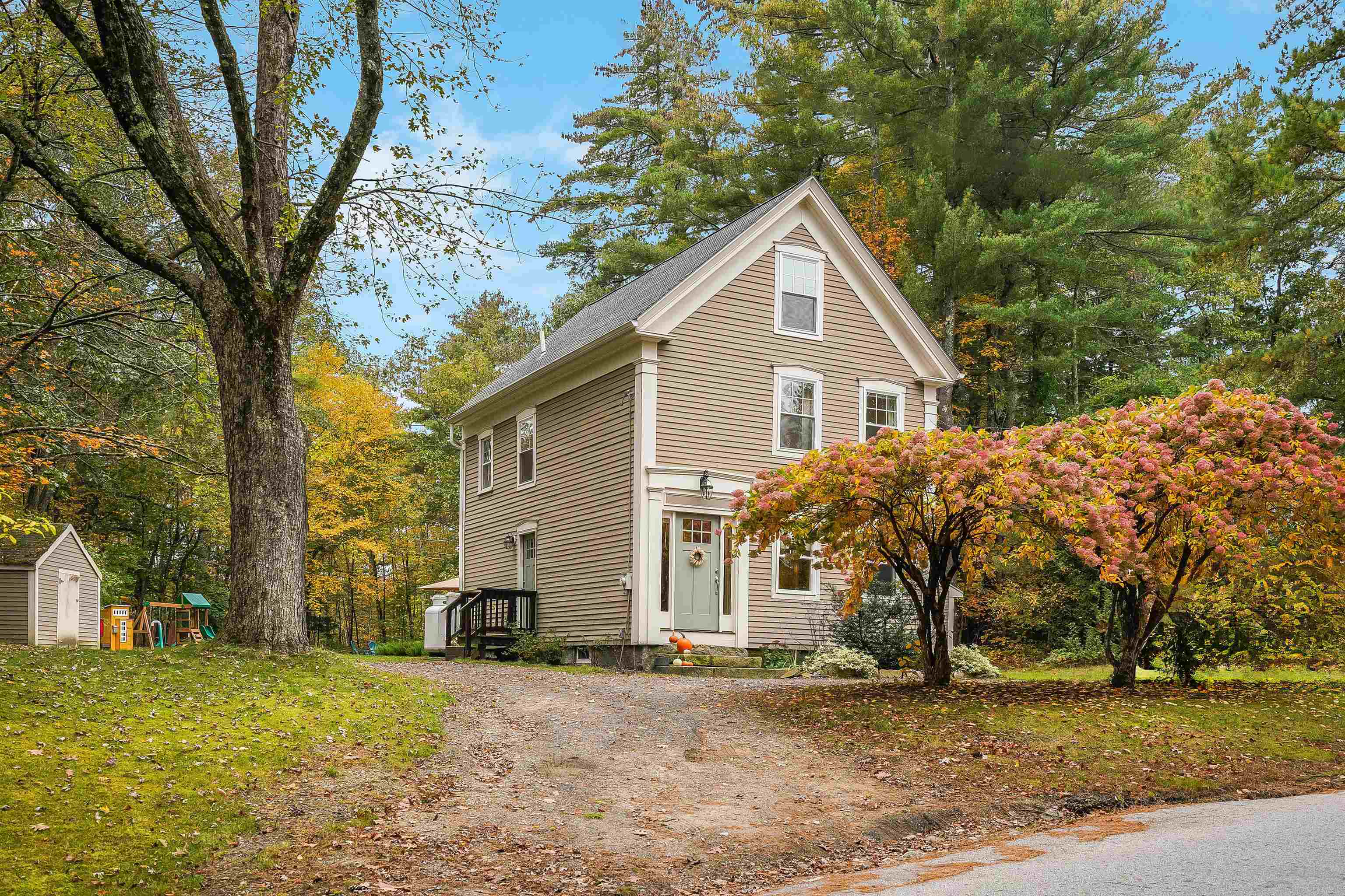 8 Friend Street Epping, NH 03042 - Photo 13 of 40