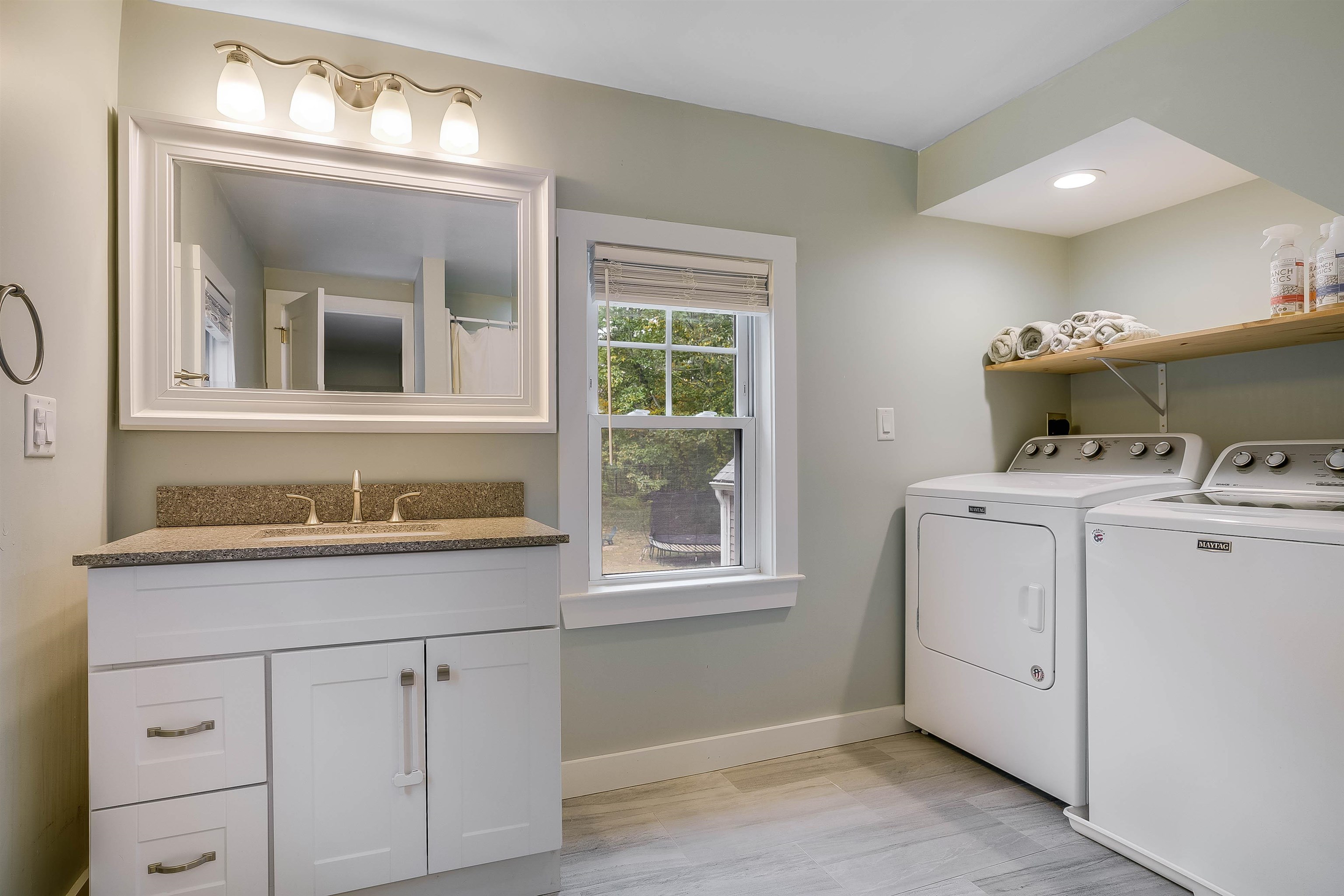 8 Friend Street Epping, NH 03042 - Photo 14 of 40