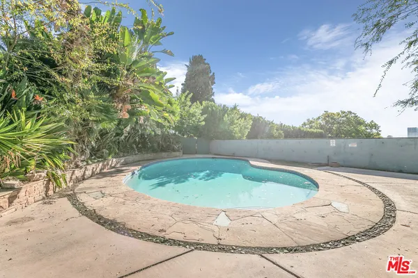 $9,395 | 1530 Valley View Road, Glendale, CA 91202