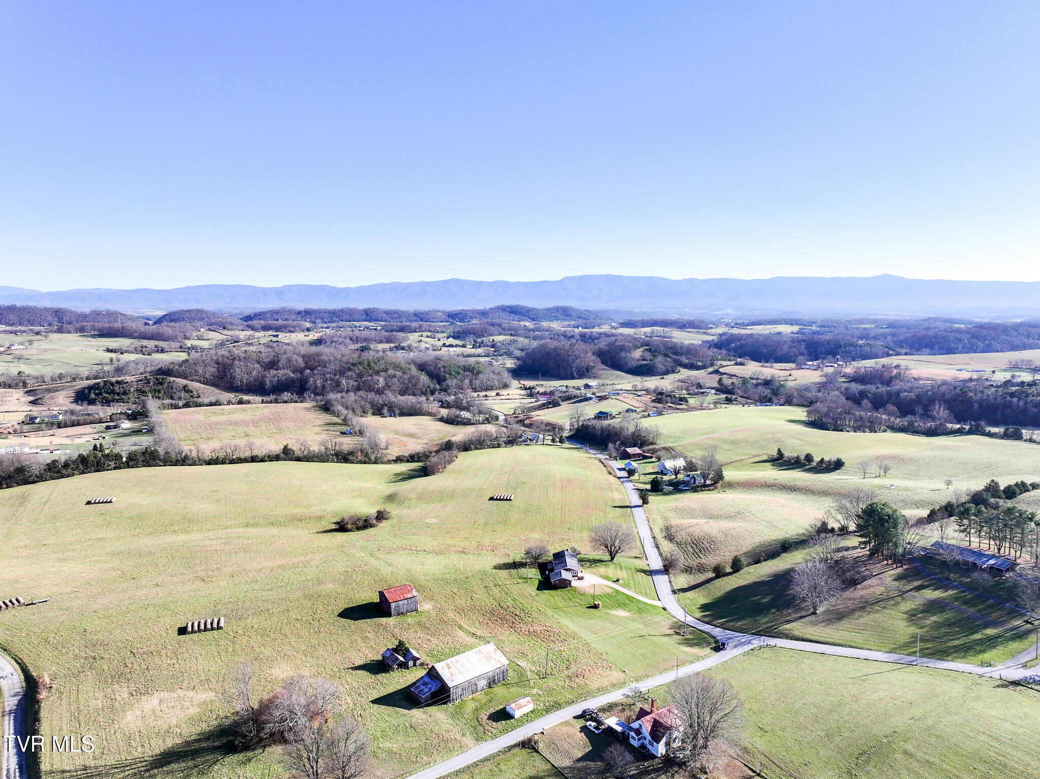 440 Walkertown Road Chuckey, TN 37641 - Photo 39 of 49 DJI_20251121171633_0107_D