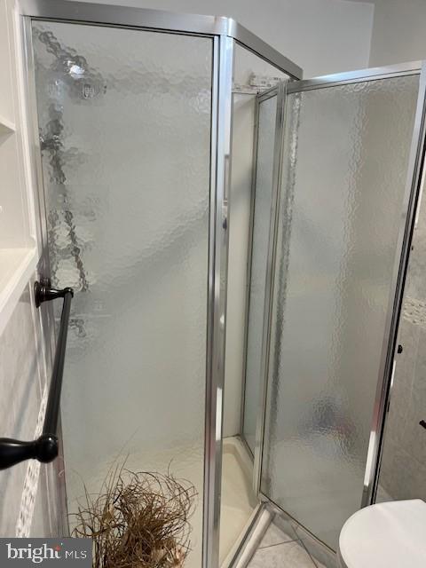 825 Summit Chase Drive Reading, PA 19611 - Photo 9 of 16 a bathroom with a shower