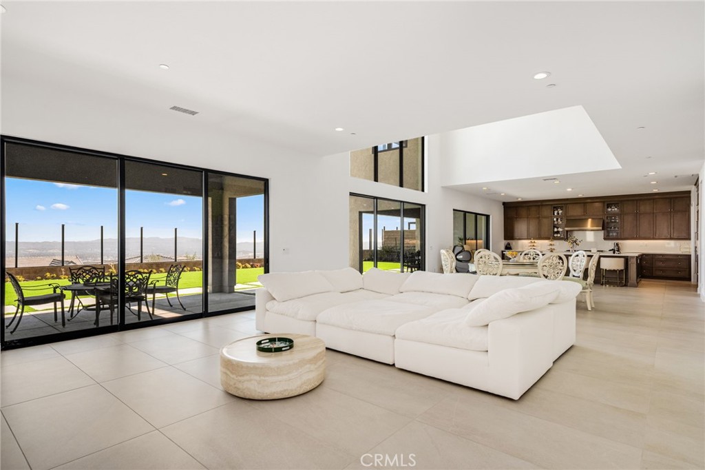 20244 Albion Way Porter Ranch, CA 91326 - Photo 5 of 12 Gallery Image 5