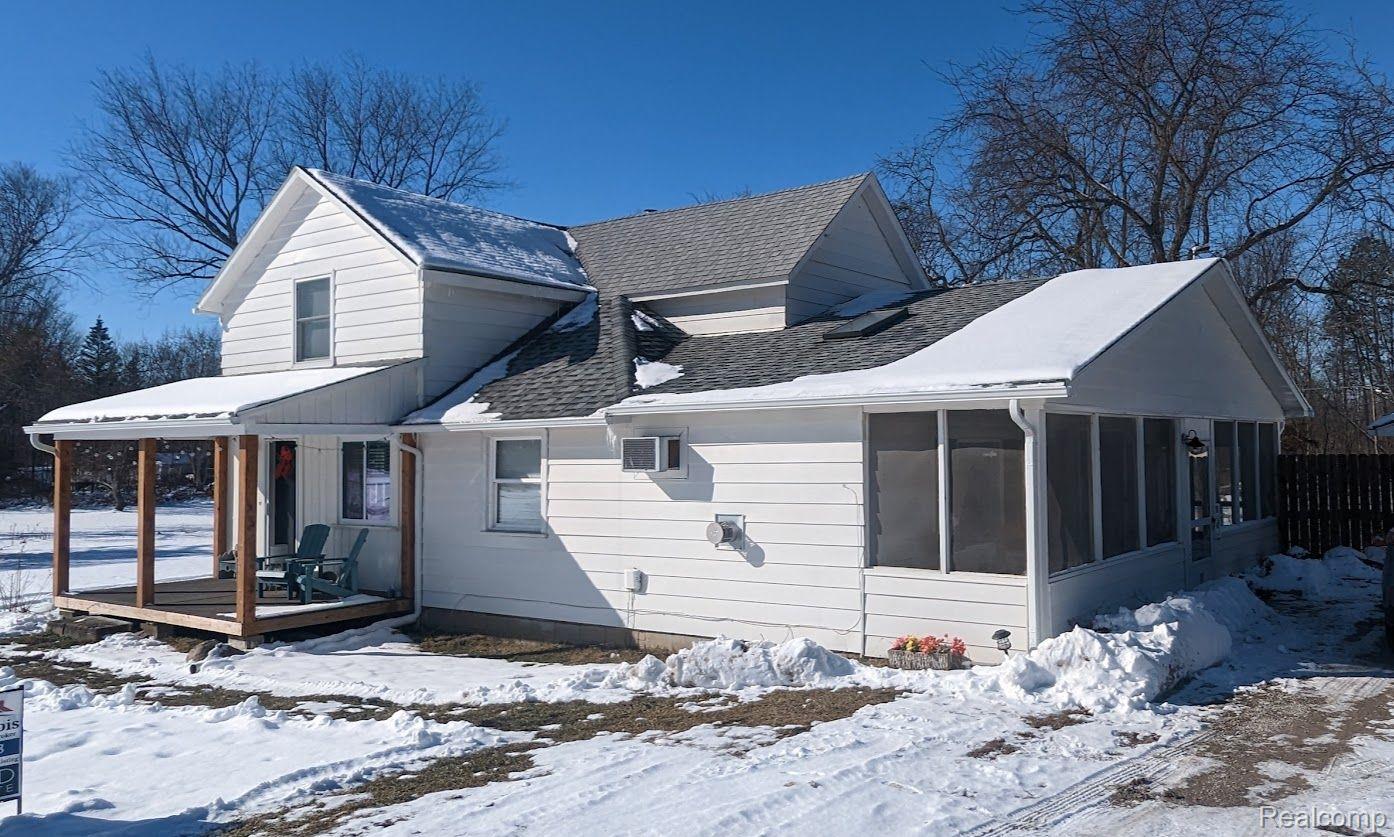 11150 Main Road Fenton, MI 48430 - Photo 3 of 50 Gallery Image 3