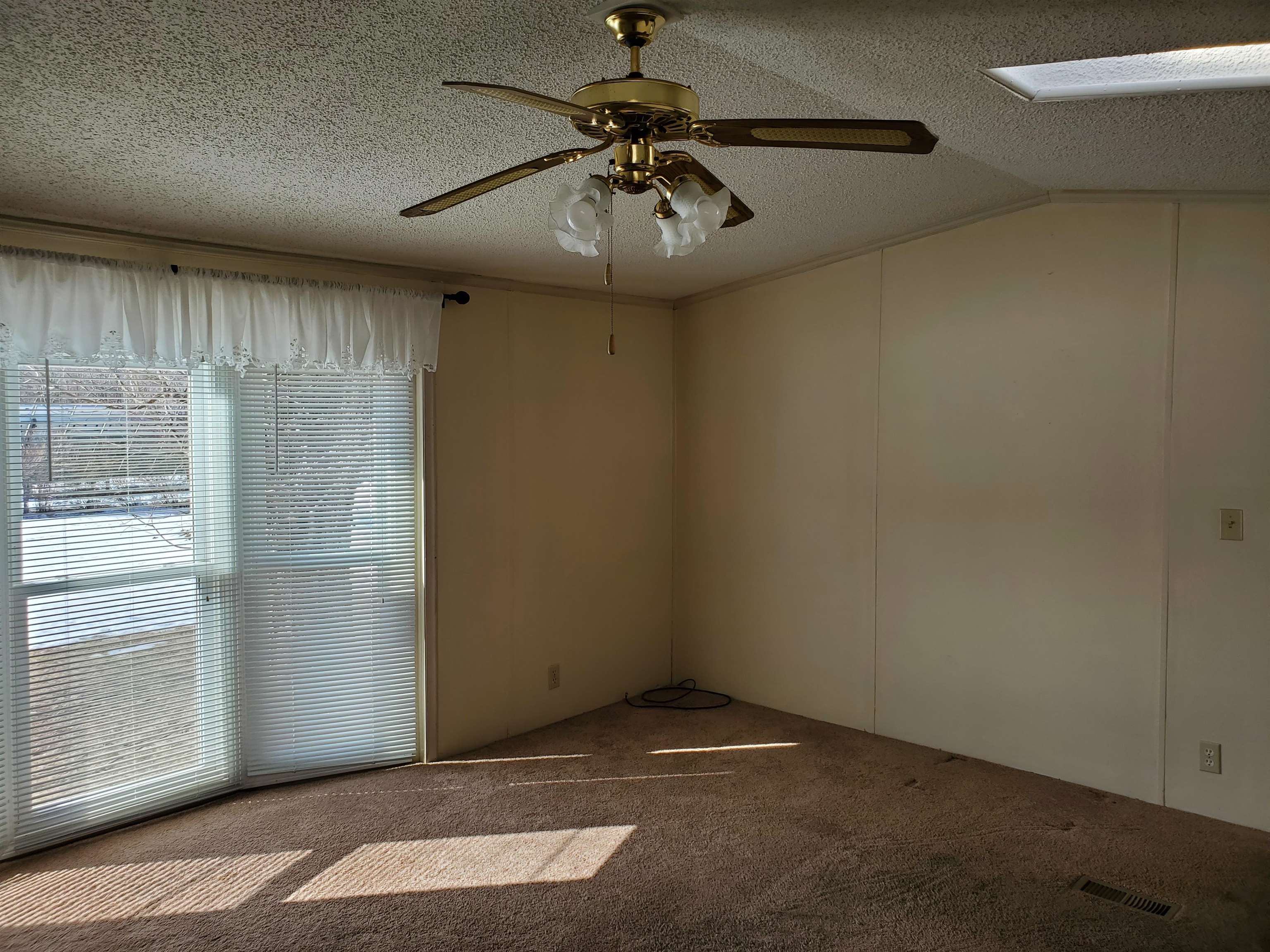 22 Ruddsboro Road, Unit 44 Lebanon, NH 03766 - Photo 20 of 44 Gallery Image 20