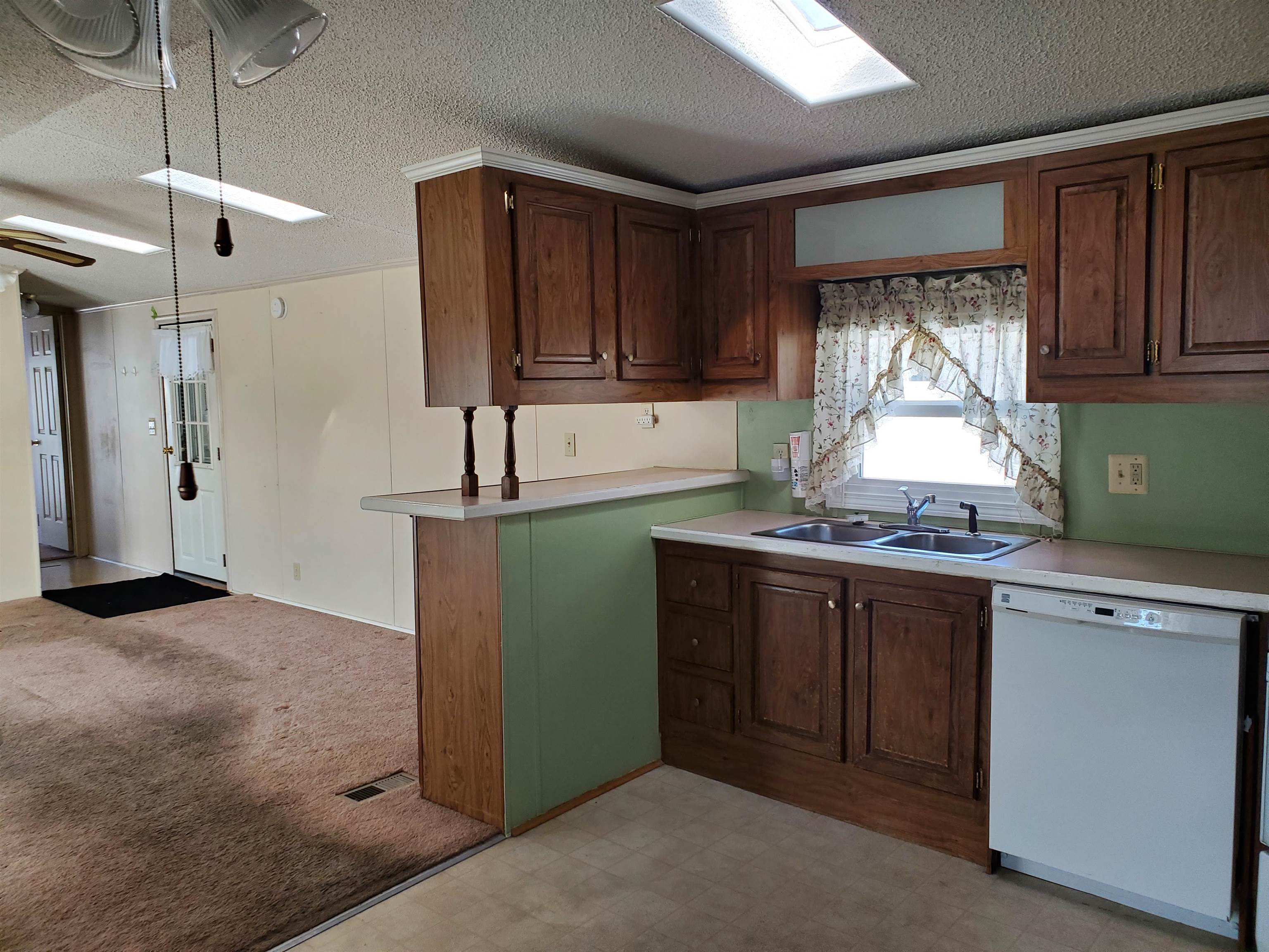 22 Ruddsboro Road, Unit 44 Lebanon, NH 03766 - Photo 26 of 44 Gallery Image 26
