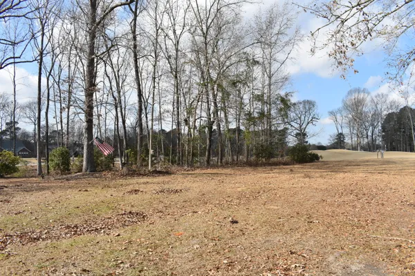 $38,000 | 42 North Lake Circle, Manning, SC 29102