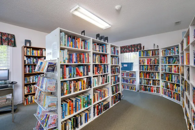 $38,000 | 42 North Lake Circle, Manning, SC 29102