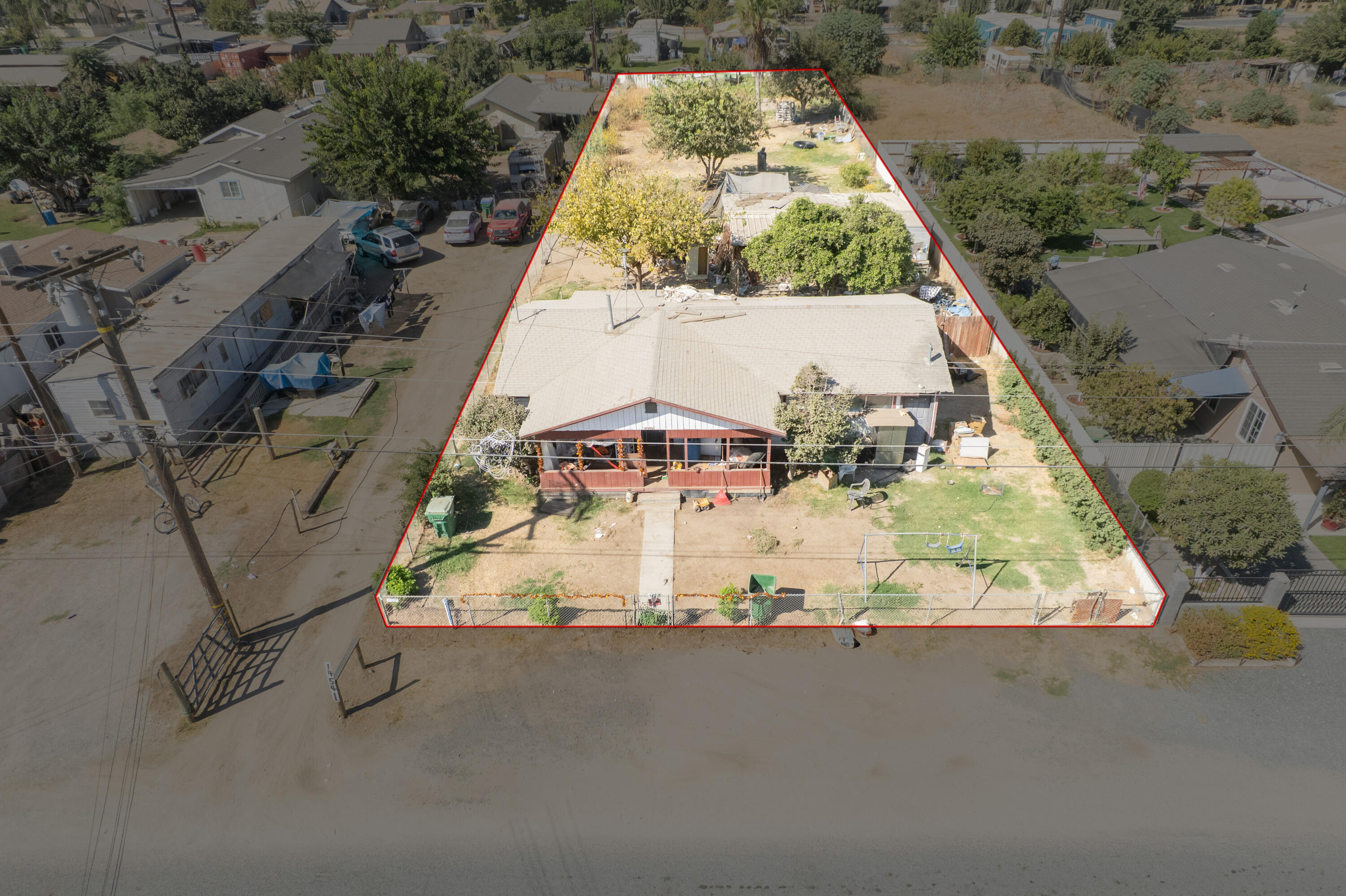 14545 Kilroy Road Porterville, CA 93257 - Photo 2 of 5 2