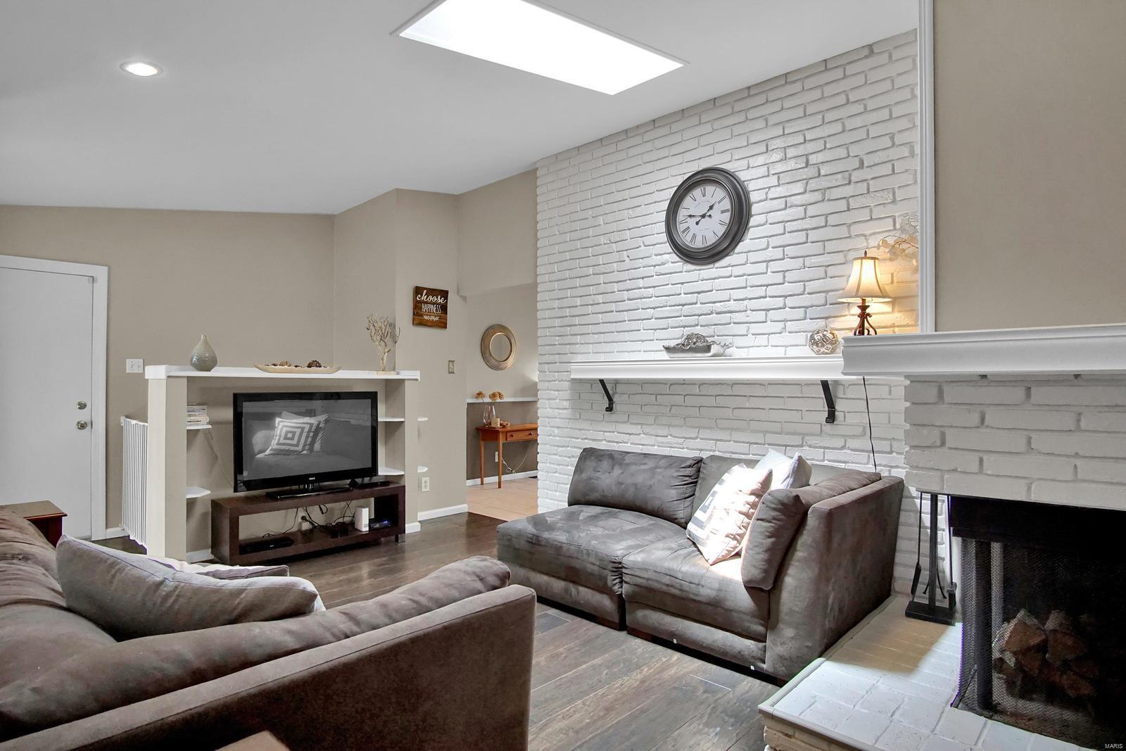 4722 Ringer Road St. Louis, MO 63129 - Photo 12 of 32 Gallery Image 12
