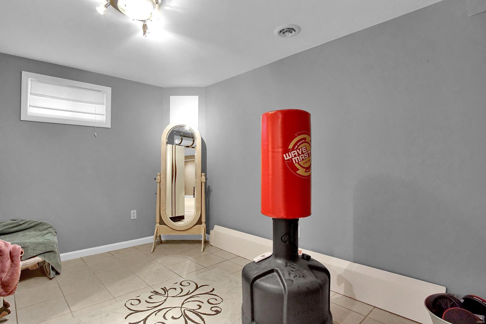 4722 Ringer Road St. Louis, MO 63129 - Photo 24 of 32 Gallery Image 24
