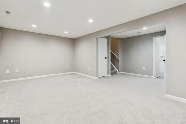 $2,800 | 10603 Tuppence Court, Rockville, MD 20850