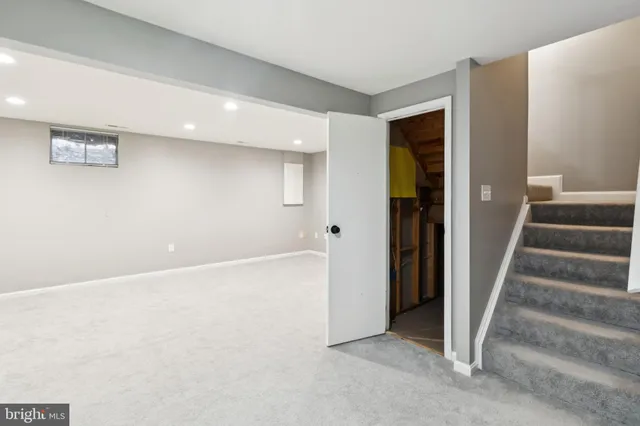 $2,800 | 10603 Tuppence Court, Rockville, MD 20850