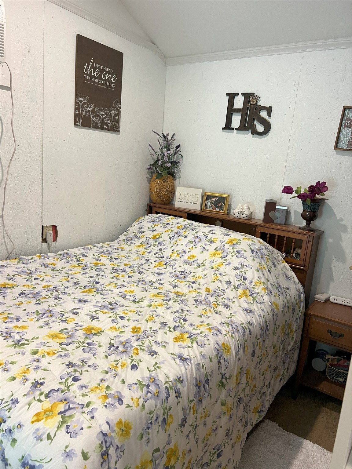 204 Knottypine Livingston, TX 77351 - Photo 16 of 30 a bedroom with a bed and a cabinets