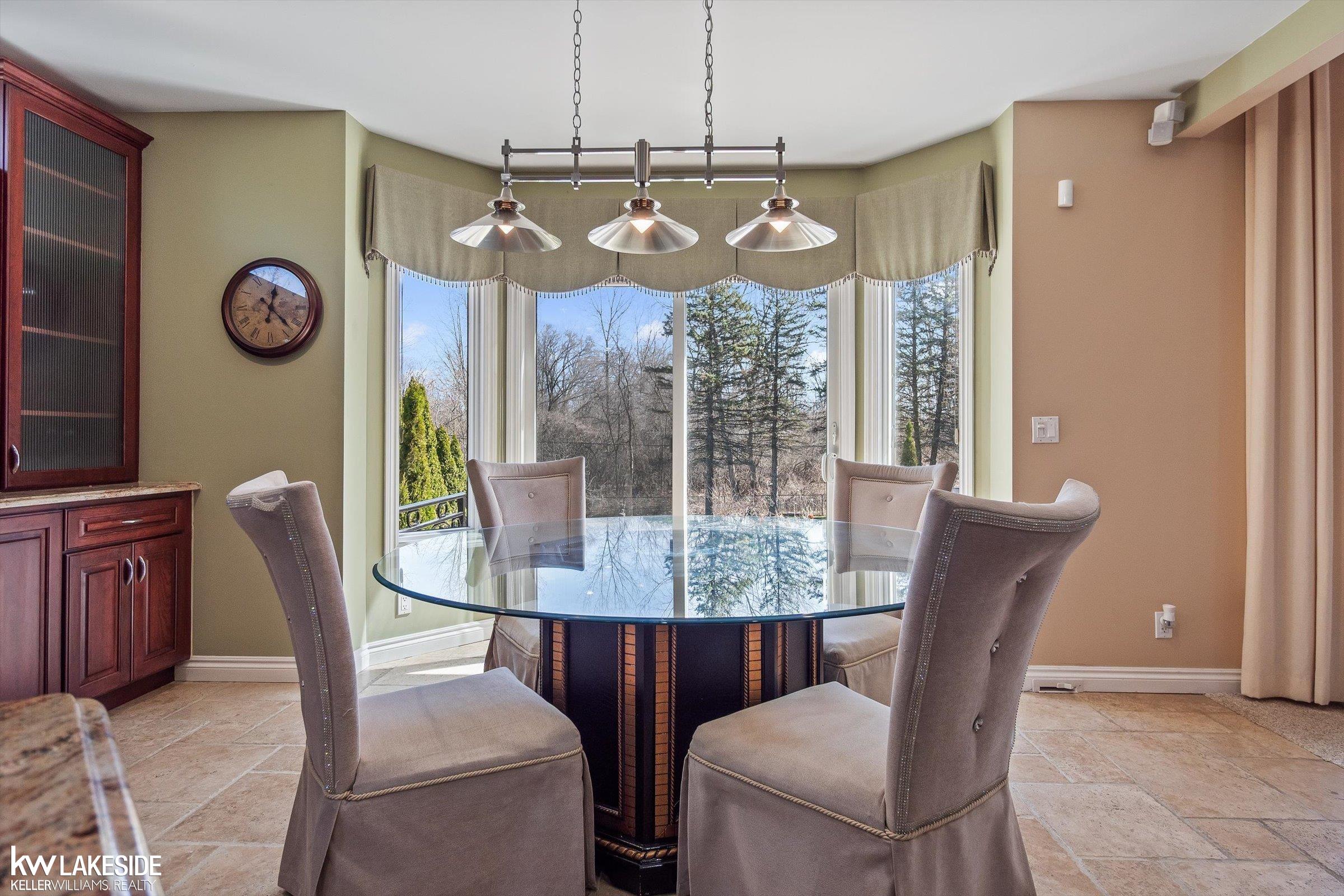 6120 Evanswood Road Troy, MI 48085 - Photo 23 of 63