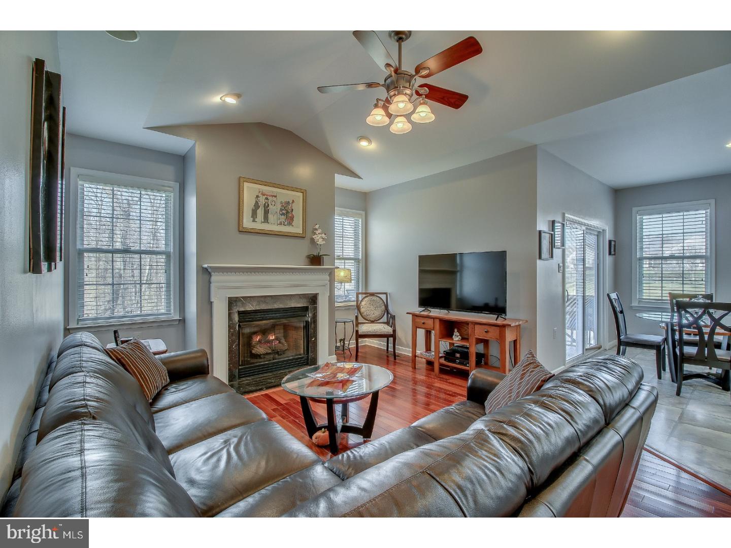48 Bluebonnet Road Langhorne, PA 19047 - Photo 10 of 21 Family Room