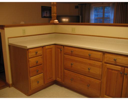 2607 Reiter Road Penn Hills, PA 15235 - Photo 5 of 18 Kitchen. TONS OF CABINETS & LOTS OF COUNTER SPACE FOR THE COOK.