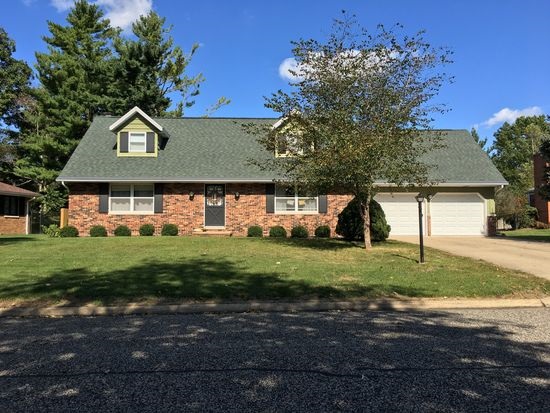 85 Forestview Road Morton, IL 61550 - Photo 2 of 36 Gallery Image 2